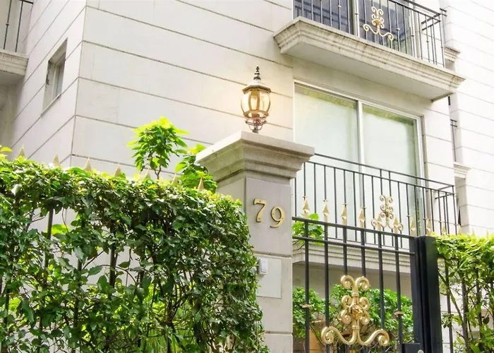 Apartment L Heritage Tennyson *